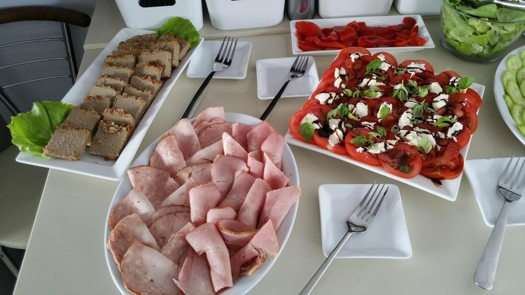 Pensjonat Bajkowy Busko-Zdrój Esterno foto